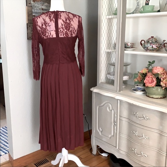 NWT Burgundy midi dress - Picture 5 of 5